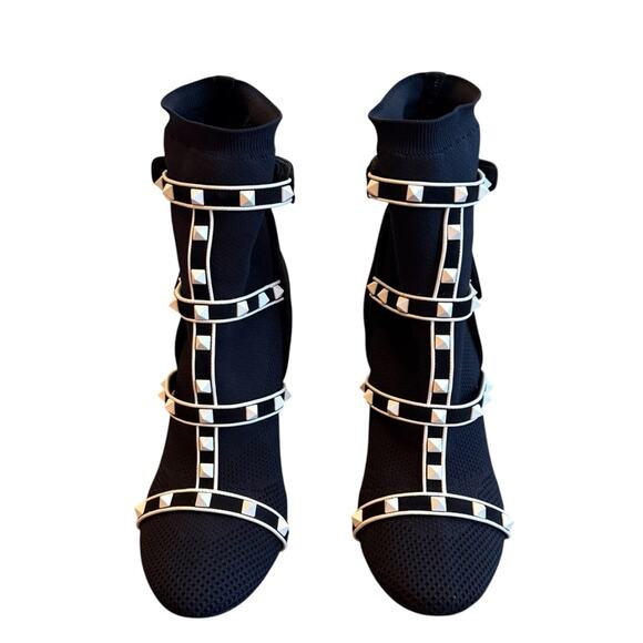 Valentino Garavani Rockstud Bodytech Caged Ankle Booties Black EU 40 US 10 - Picture 2 of 12